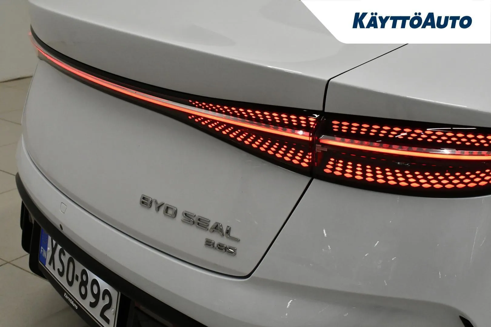 BYD Seal XSO-892 carousel image