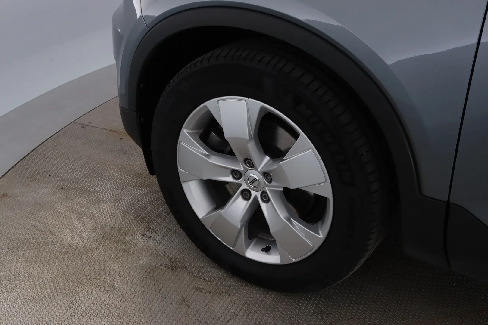 Volvo XC40 IOO-231 carousel image