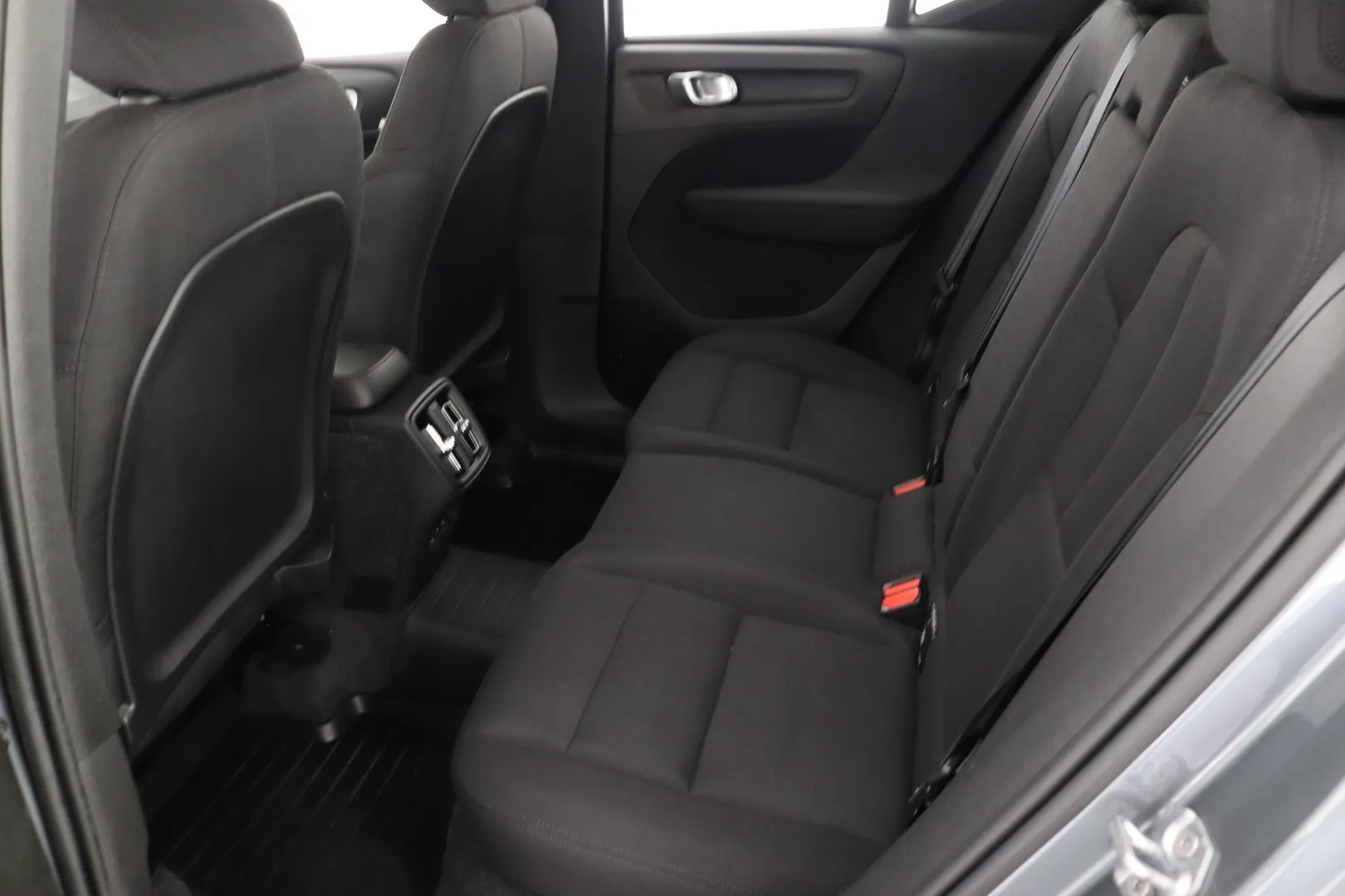 Volvo XC40 IOO-231 carousel image