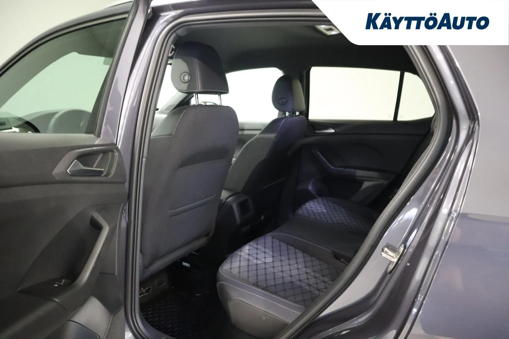 Volkswagen T-Cross RVU-423 carousel image