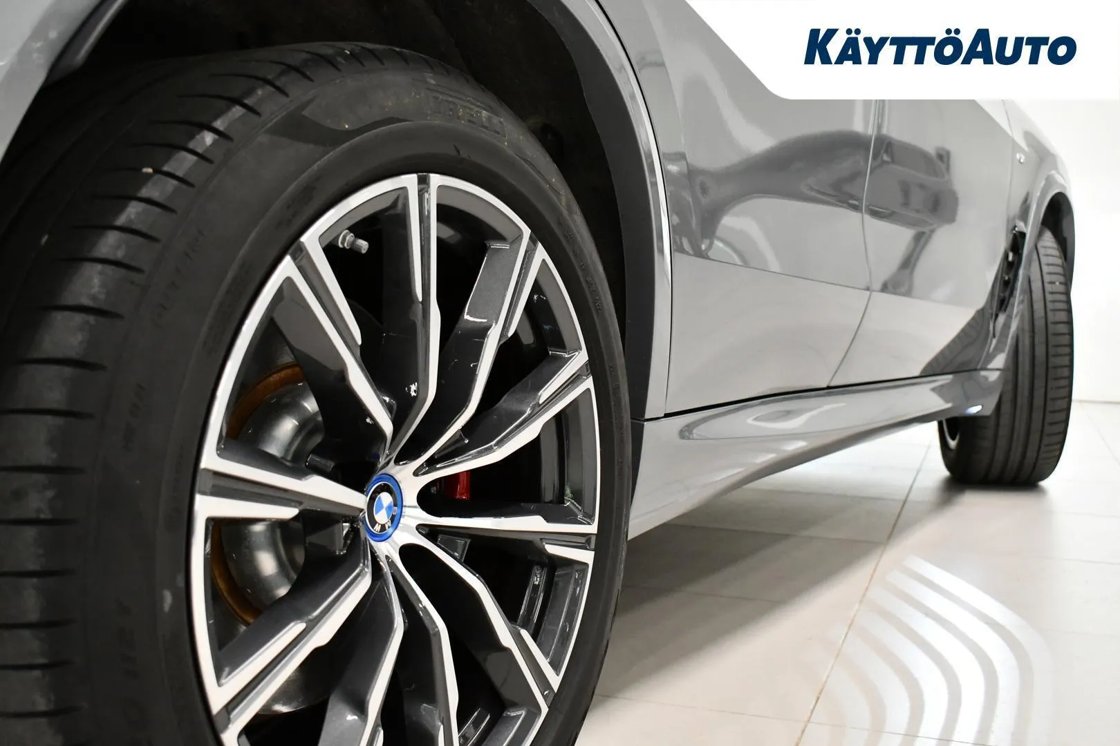 BMW X5 YXX-975 carousel image