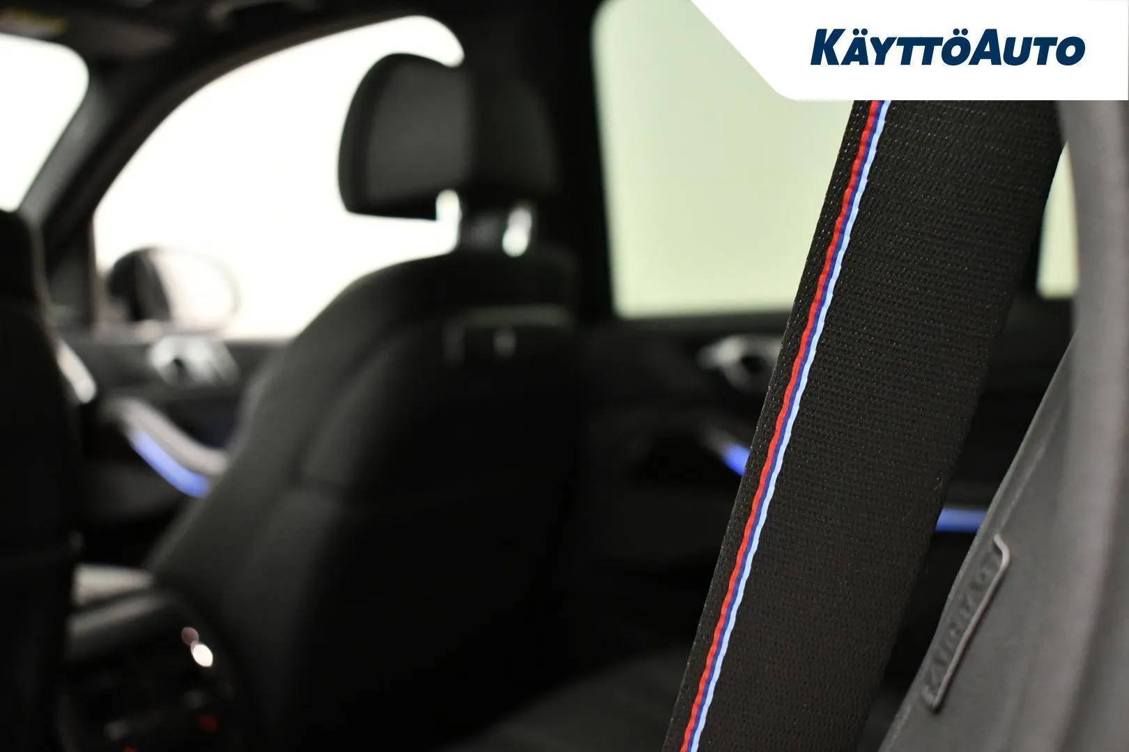 BMW X5 YXX-975 carousel image