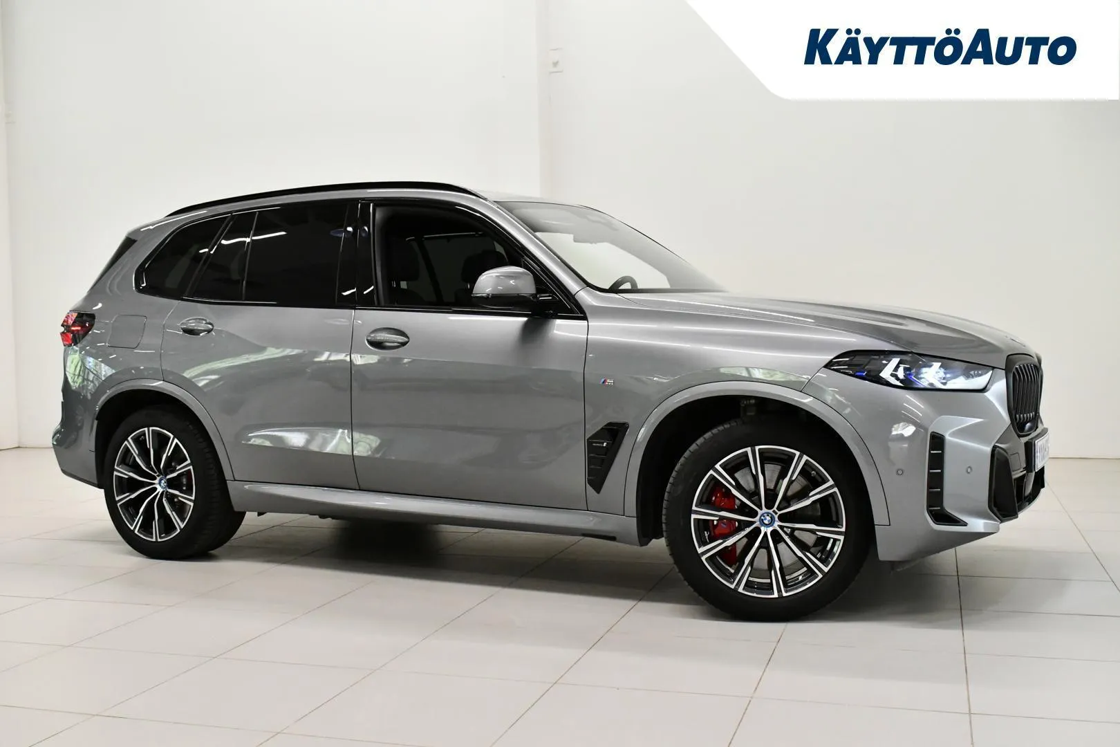 BMW X5 YXX-975 carousel image