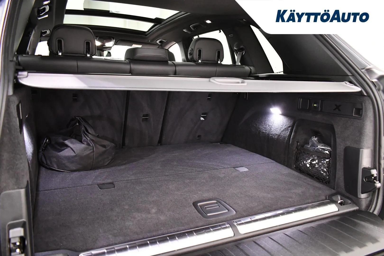 BMW X5 YXX-975 carousel image