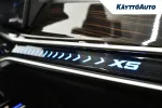 BMW X5 YXX-975 carousel thumbs