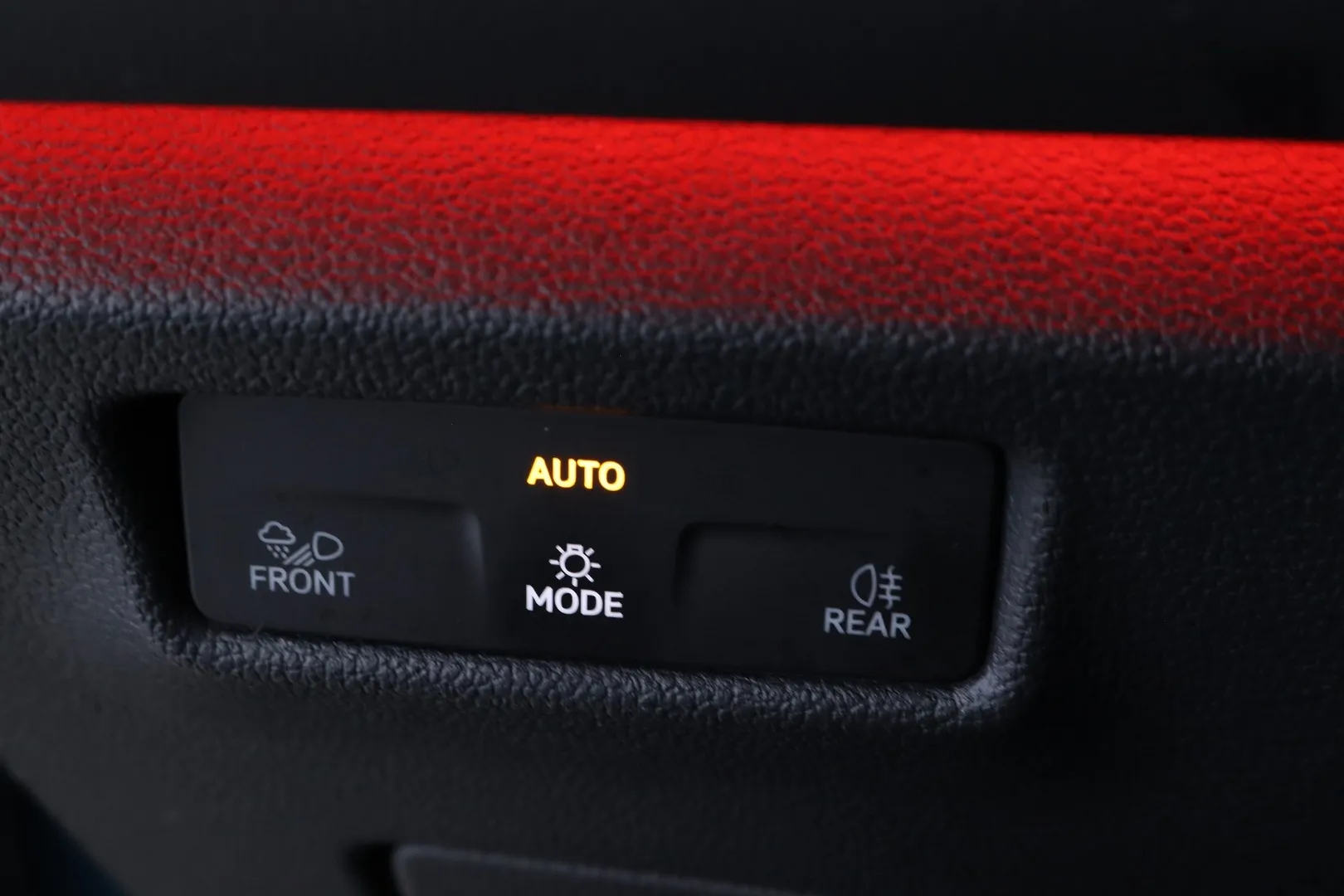 Volkswagen Tiguan GPU-366 carousel image