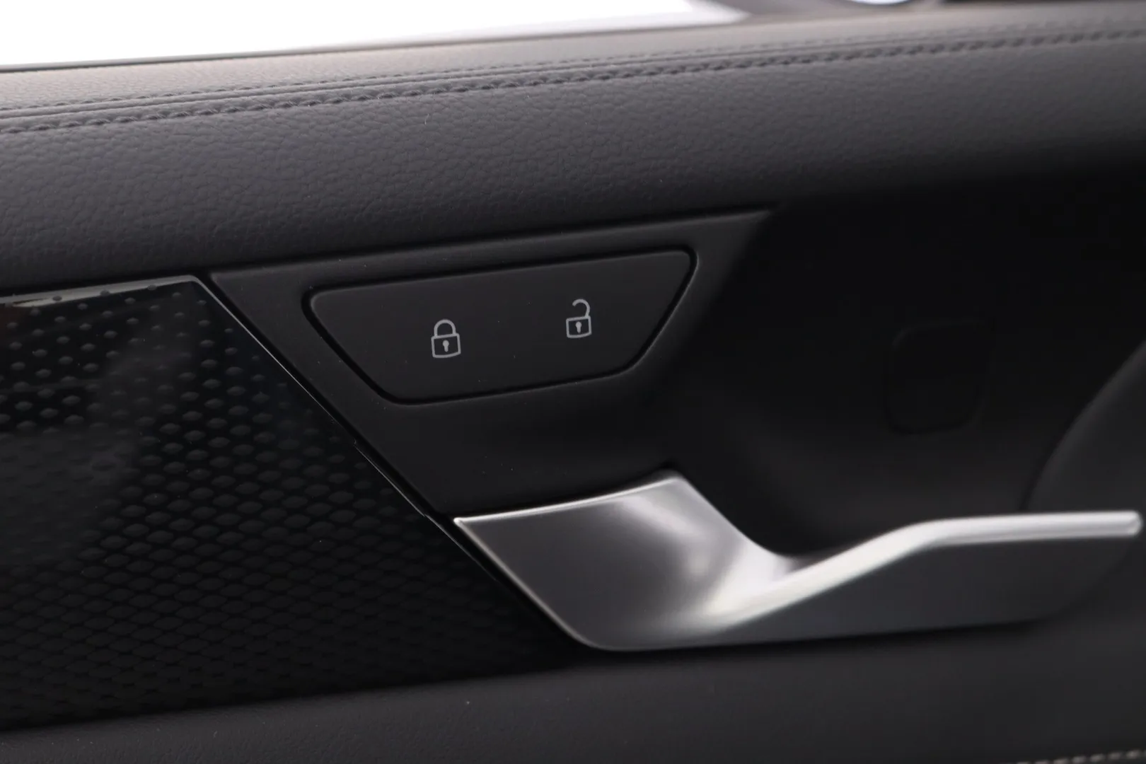 Volkswagen Tiguan GPU-366 carousel image