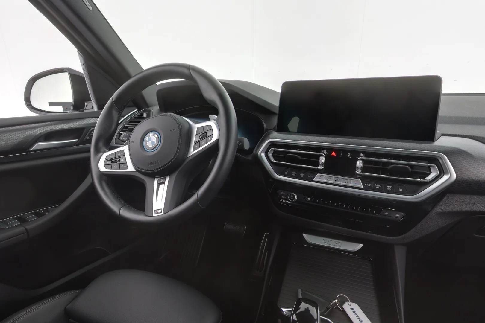 BMW X3 YXT-564 carousel image