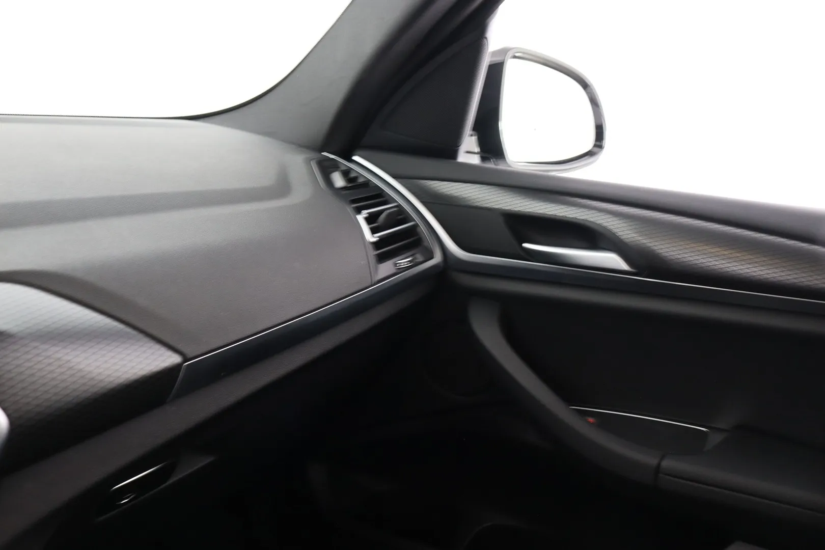 BMW X3 YXT-564 carousel image