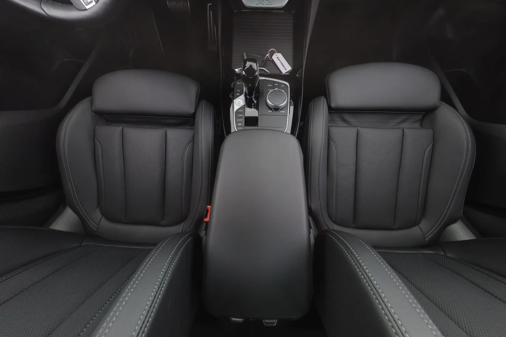 BMW X3 YXT-564 carousel image