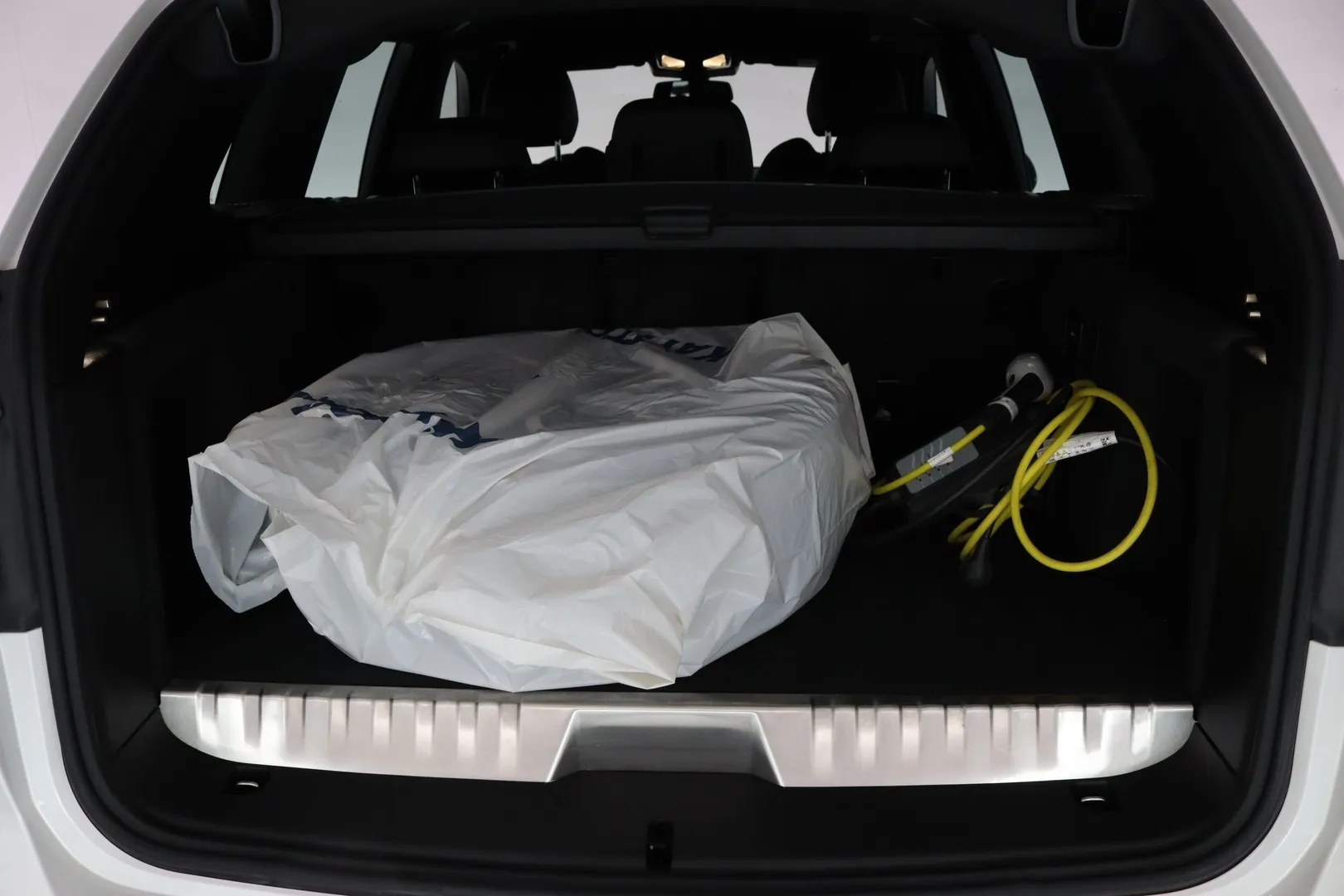 BMW X3 YXT-564 carousel image