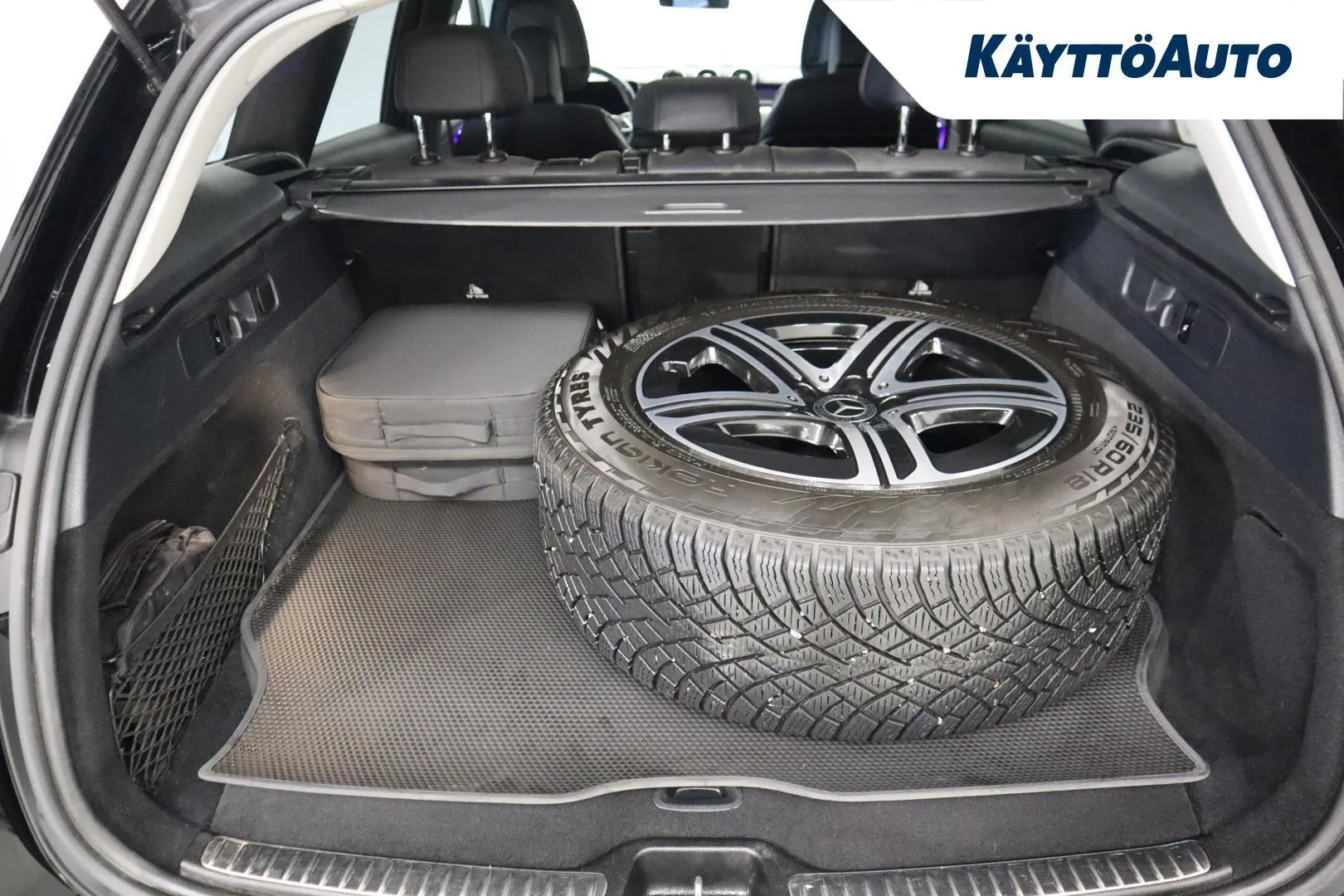 Mercedes-Benz GLC RVU-541 carousel image