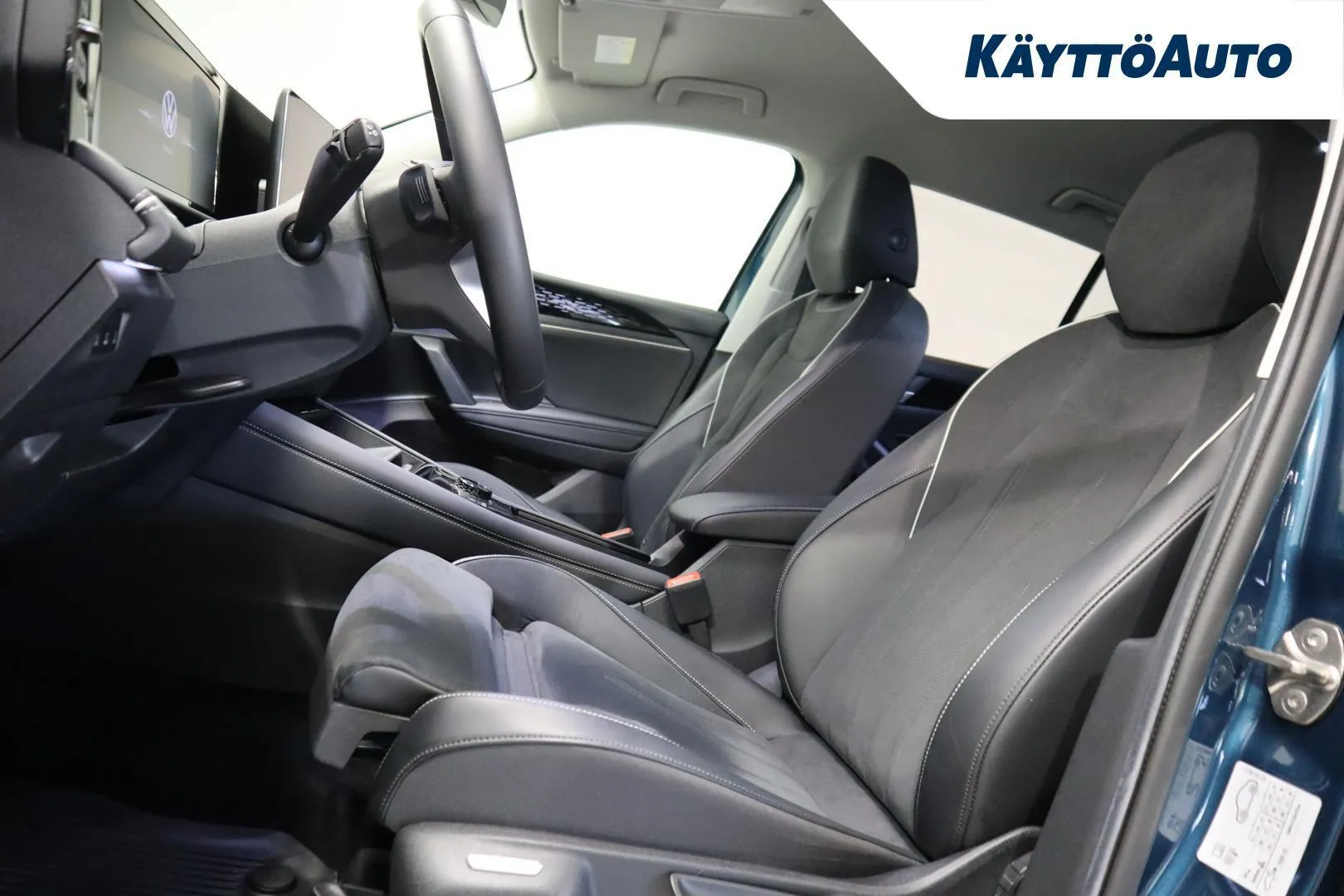 Volkswagen Tiguan EVB-510 carousel image