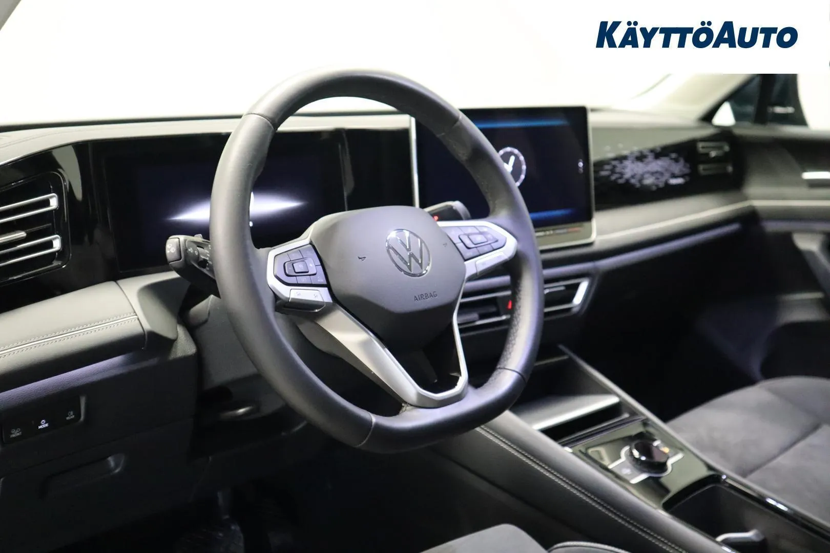 Volkswagen Tiguan EVB-510 carousel image