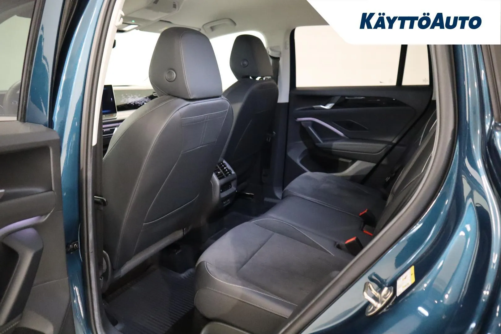 Volkswagen Tiguan EVB-510 carousel image