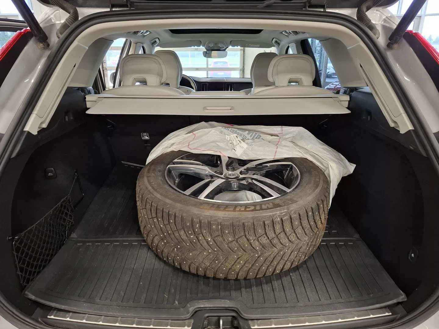 Volvo XC60 JNB-745 carousel image