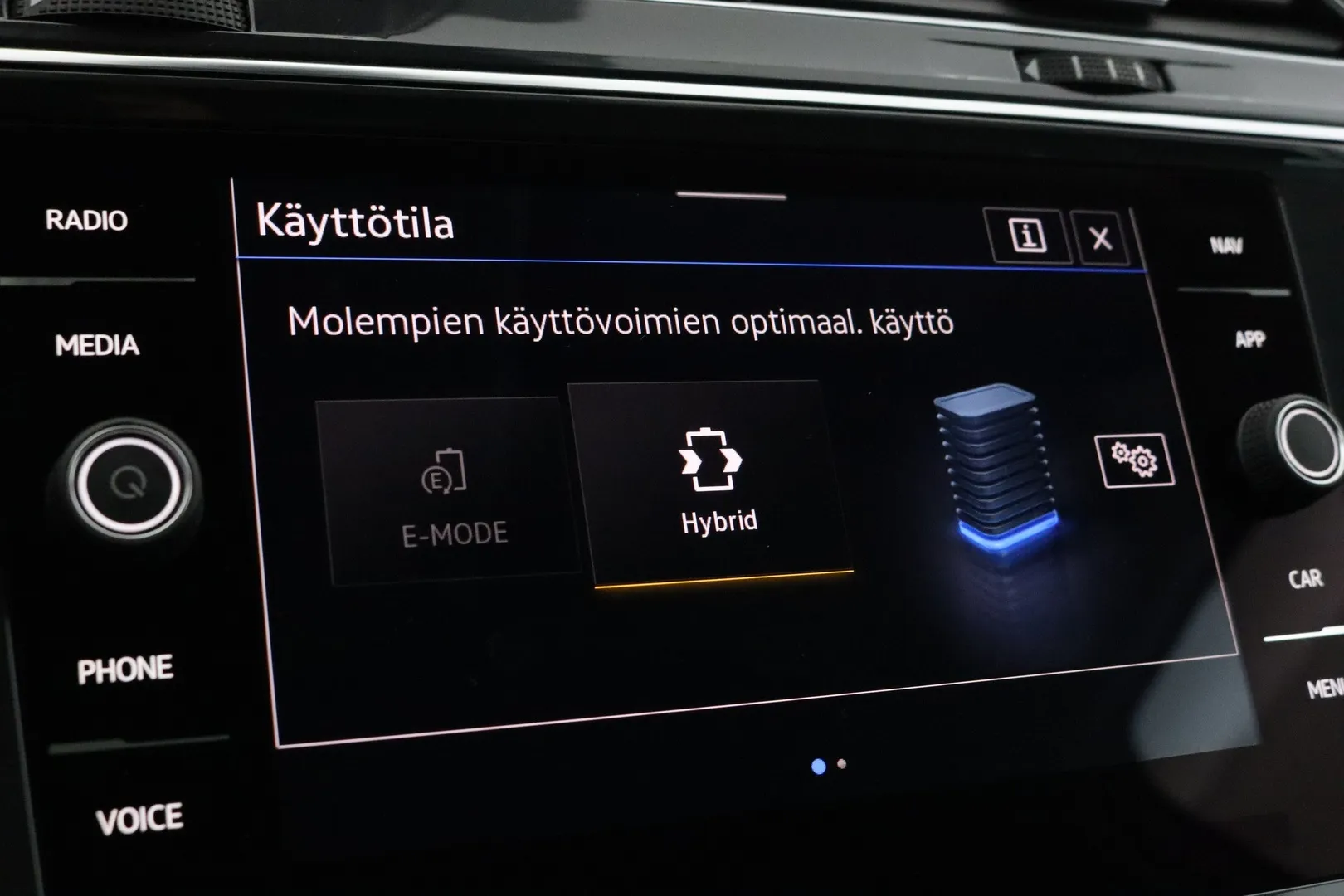 Volkswagen Tiguan ESX-944 carousel image