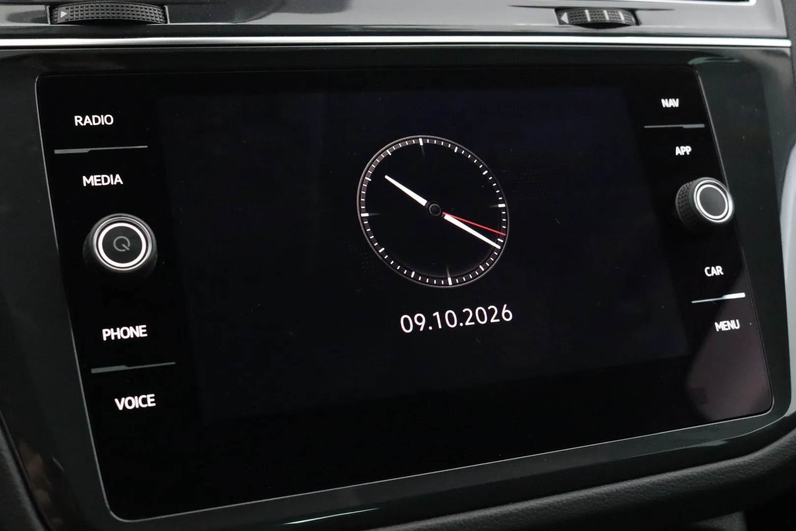 Volkswagen Tiguan ESX-944 carousel image