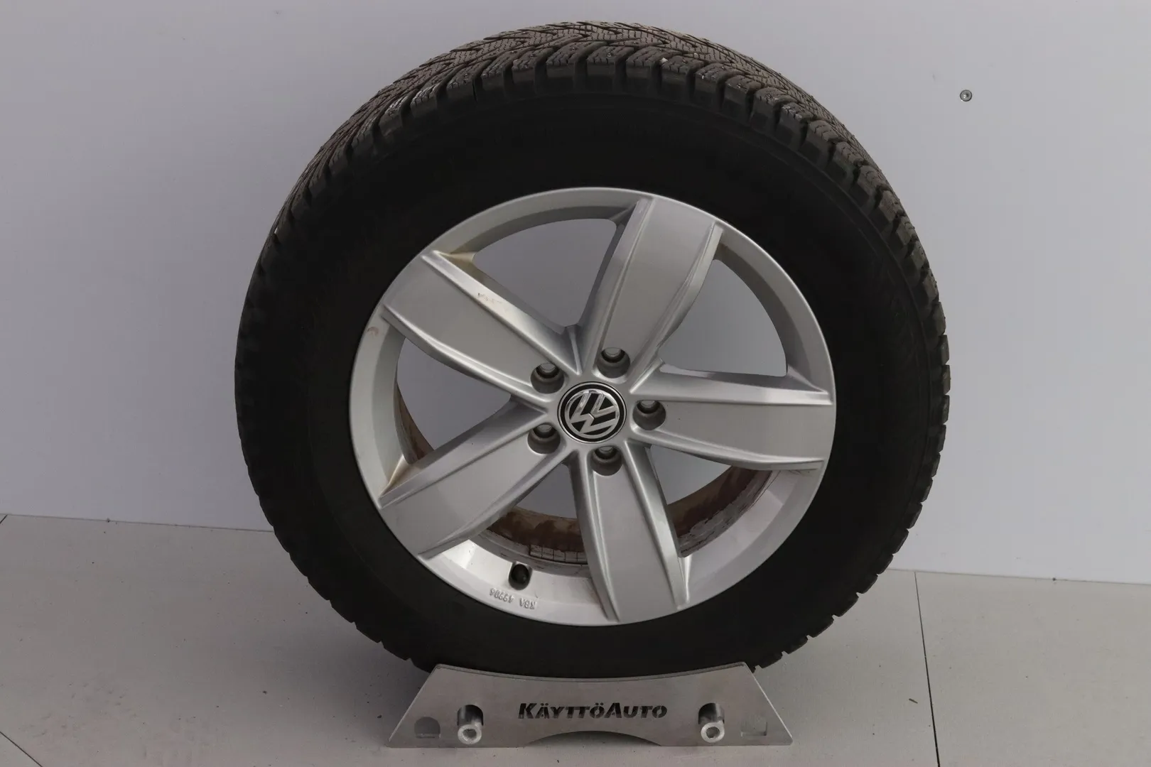 Volkswagen Tiguan ESX-944 carousel image