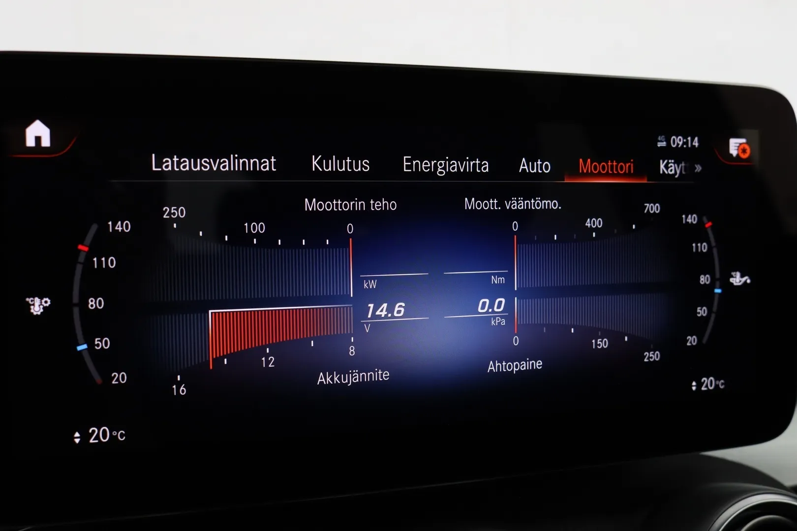 Mercedes-Benz GLC YMN-244 carousel image