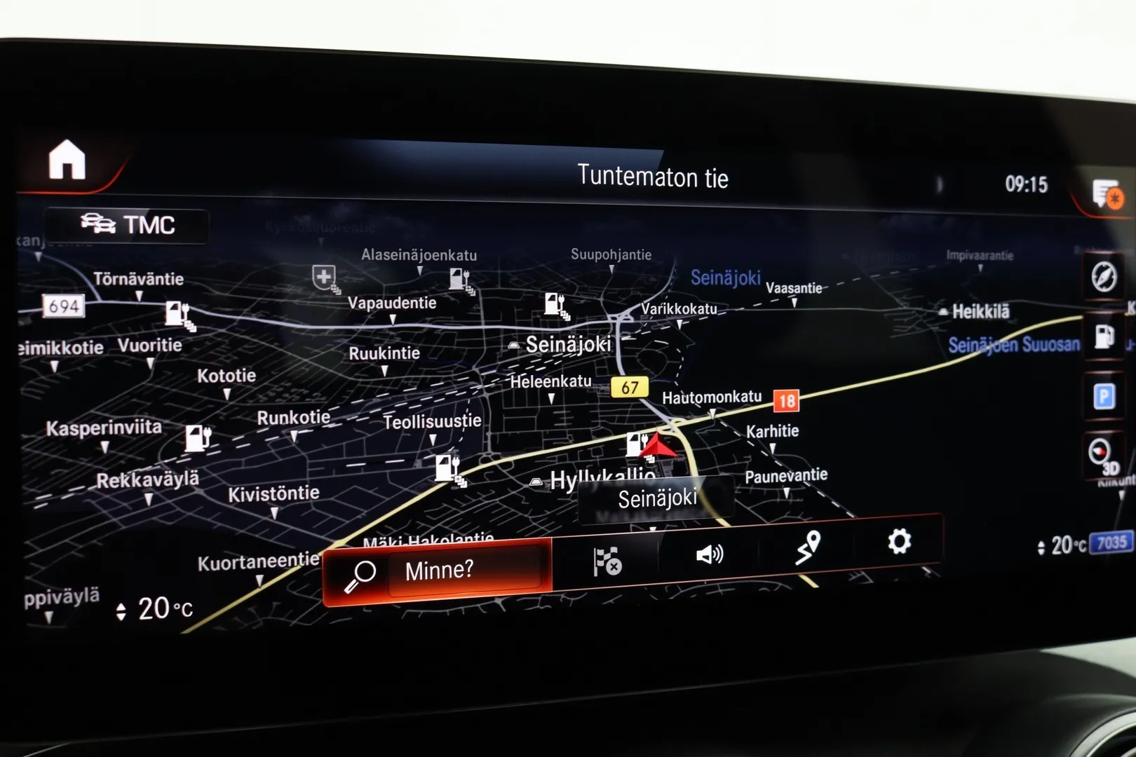 Mercedes-Benz GLC YMN-244 carousel image