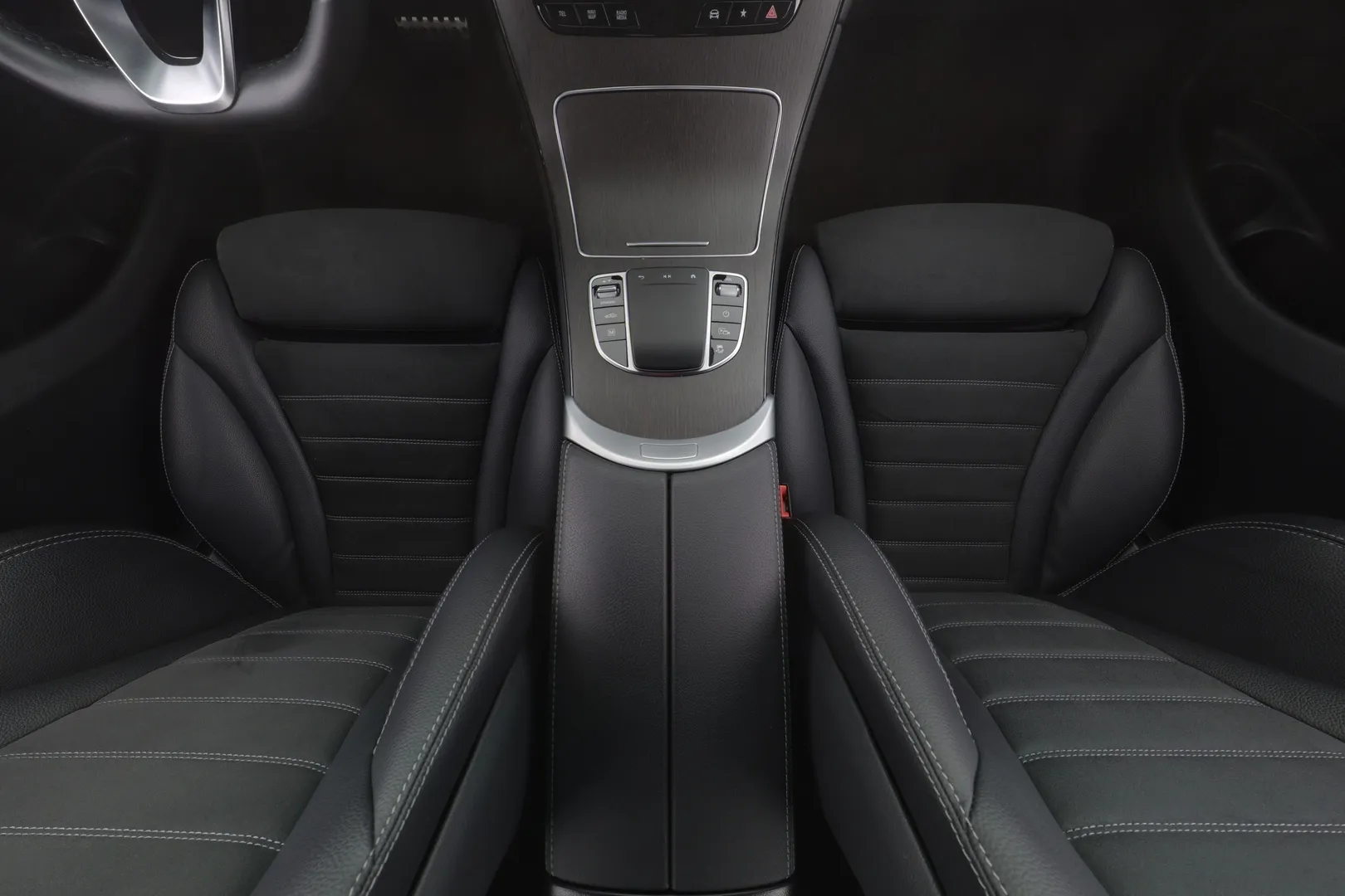 Mercedes-Benz GLC YMN-244 carousel image