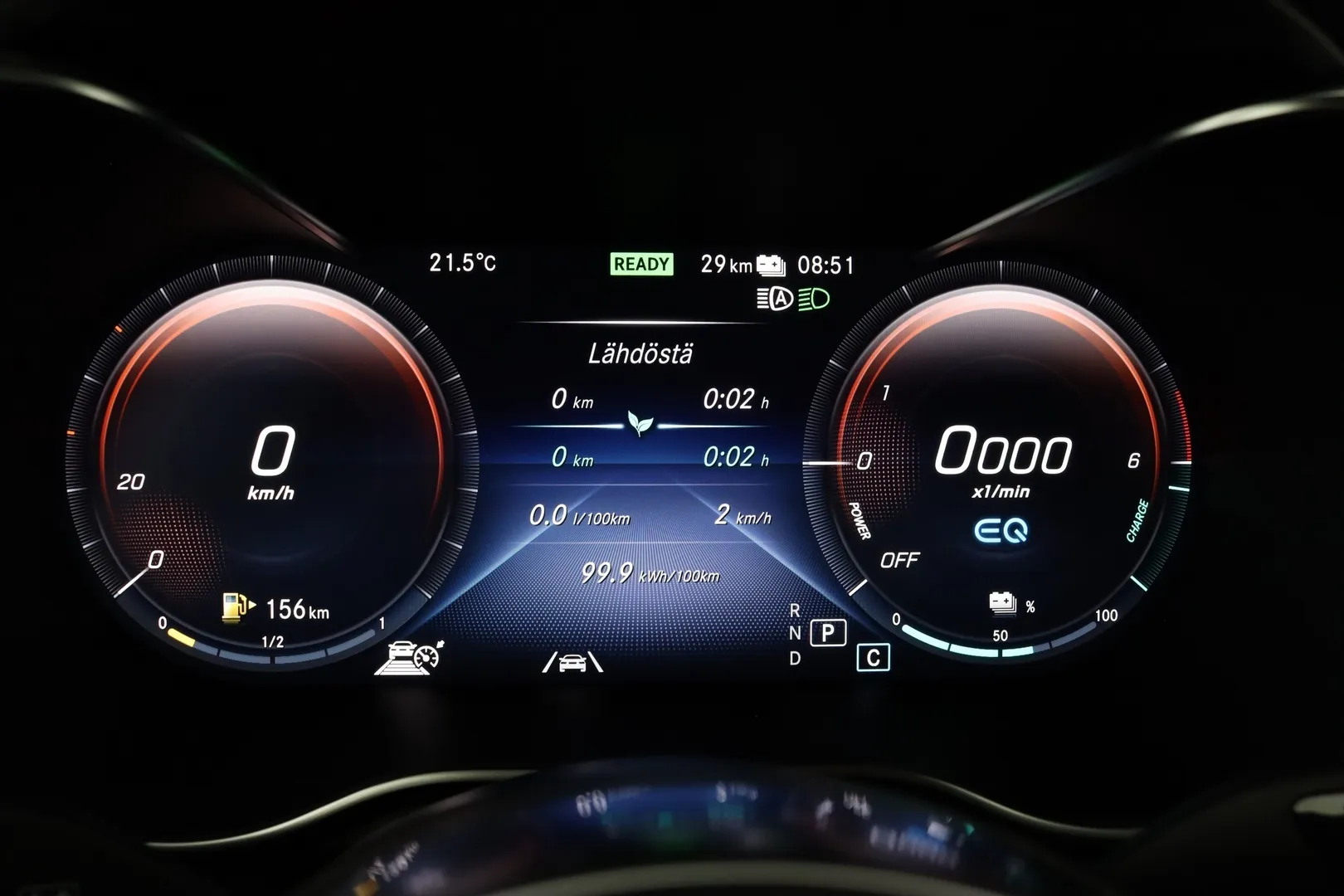 Mercedes-Benz GLC YMN-244 carousel image