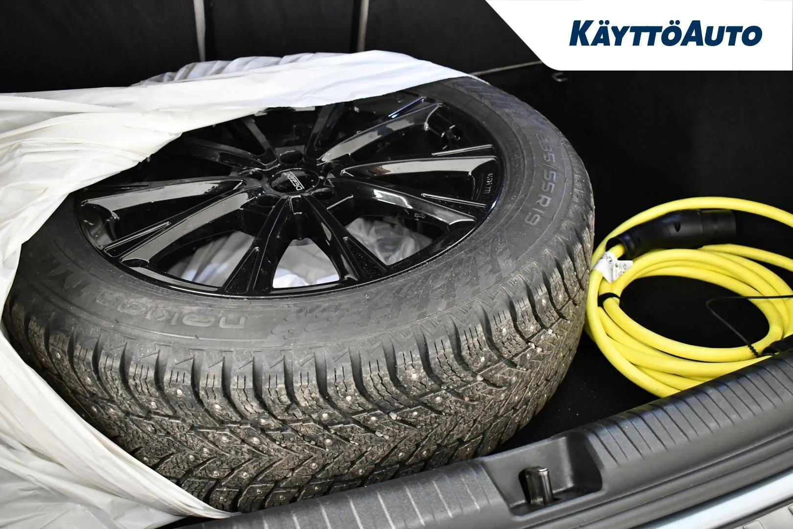 Audi Q4 e-tron NNZ-205 carousel image