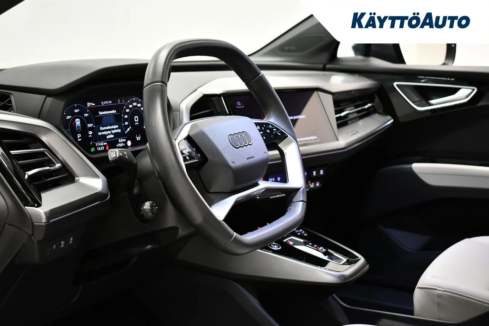 Audi Q4 e-tron NNZ-205 carousel image