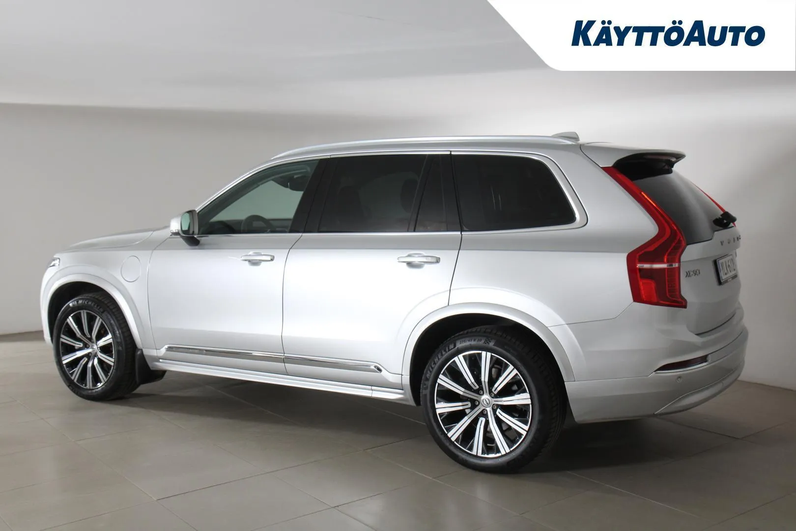 Volvo XC90 YLK-612 carousel image