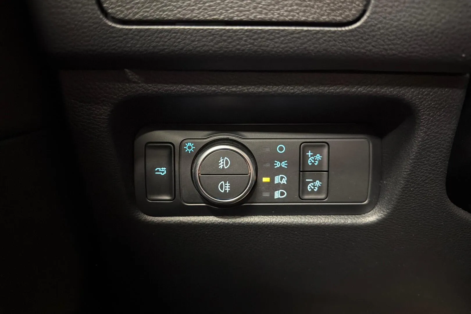 Ford Ranger KVX-383 carousel image