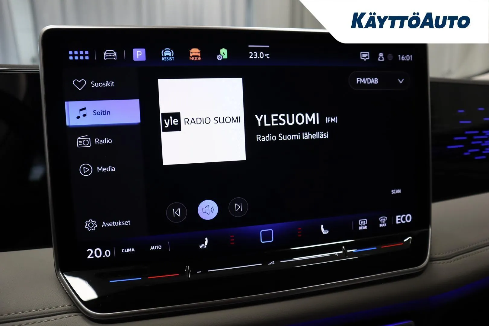 Volkswagen Tiguan RXB-615 carousel image
