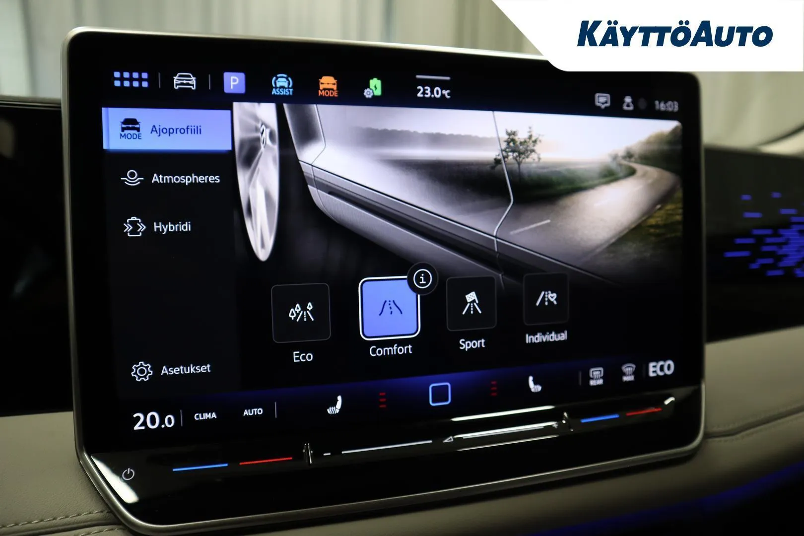 Volkswagen Tiguan RXB-615 carousel image