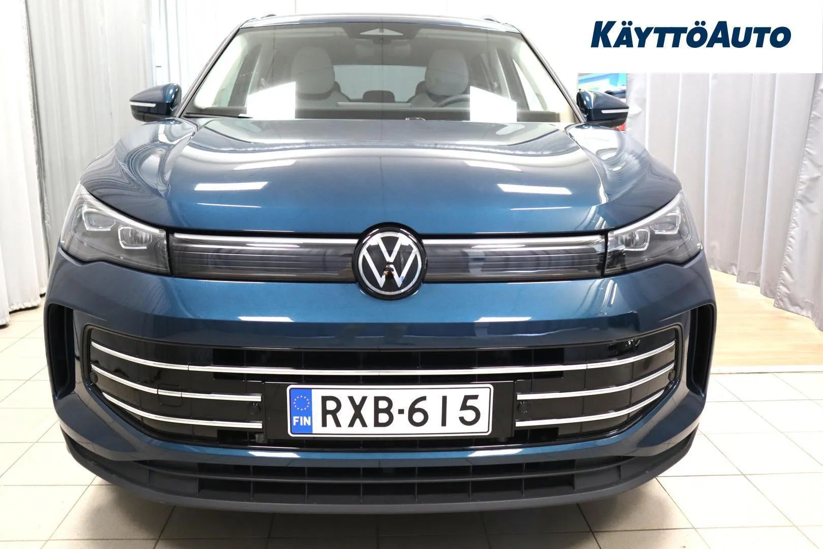 Volkswagen Tiguan RXB-615 carousel image