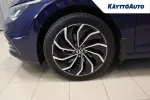 Volkswagen Golf YYA-887 carousel thumbs