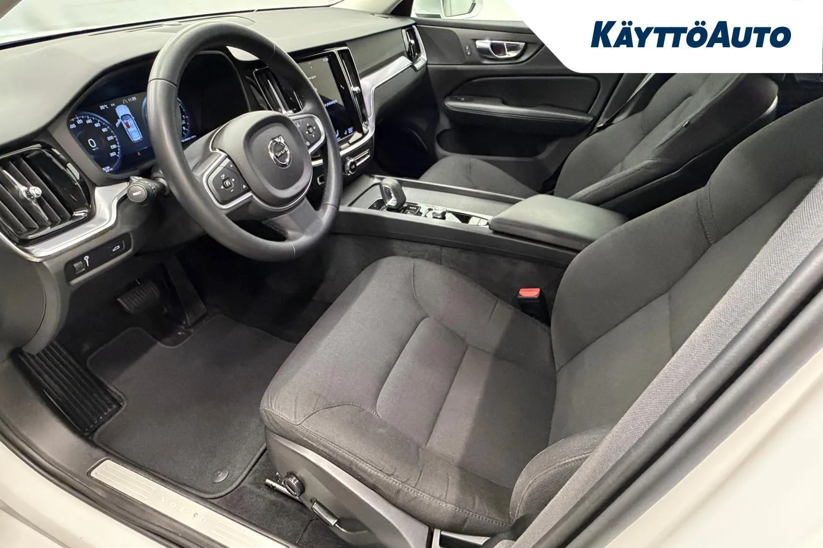 Volvo V60 NMH-273 carousel image