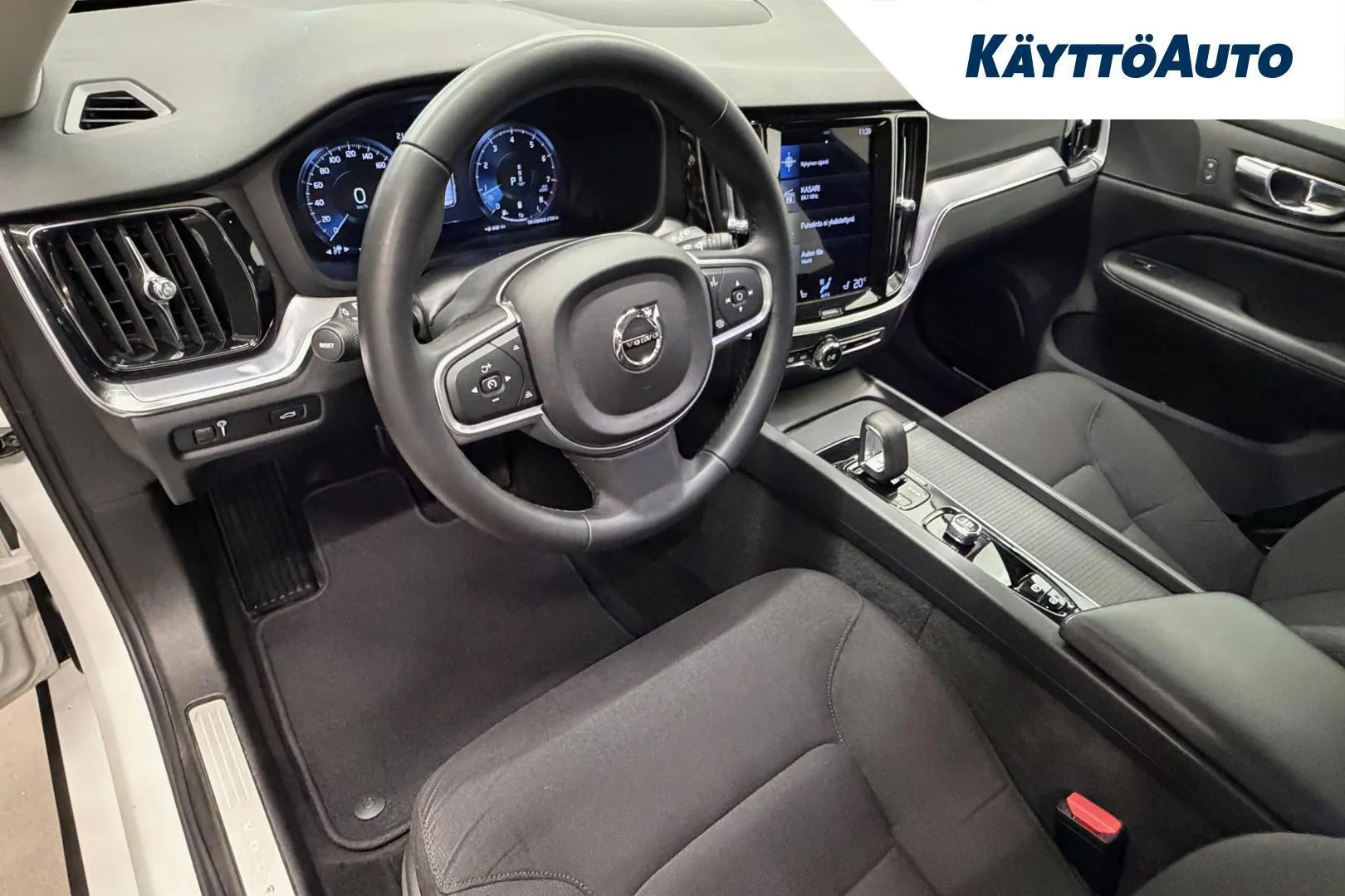 Volvo V60 NMH-273 carousel image