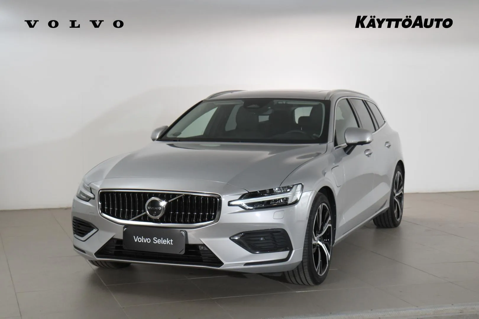 Volvo V60 RXC-365 carousel image