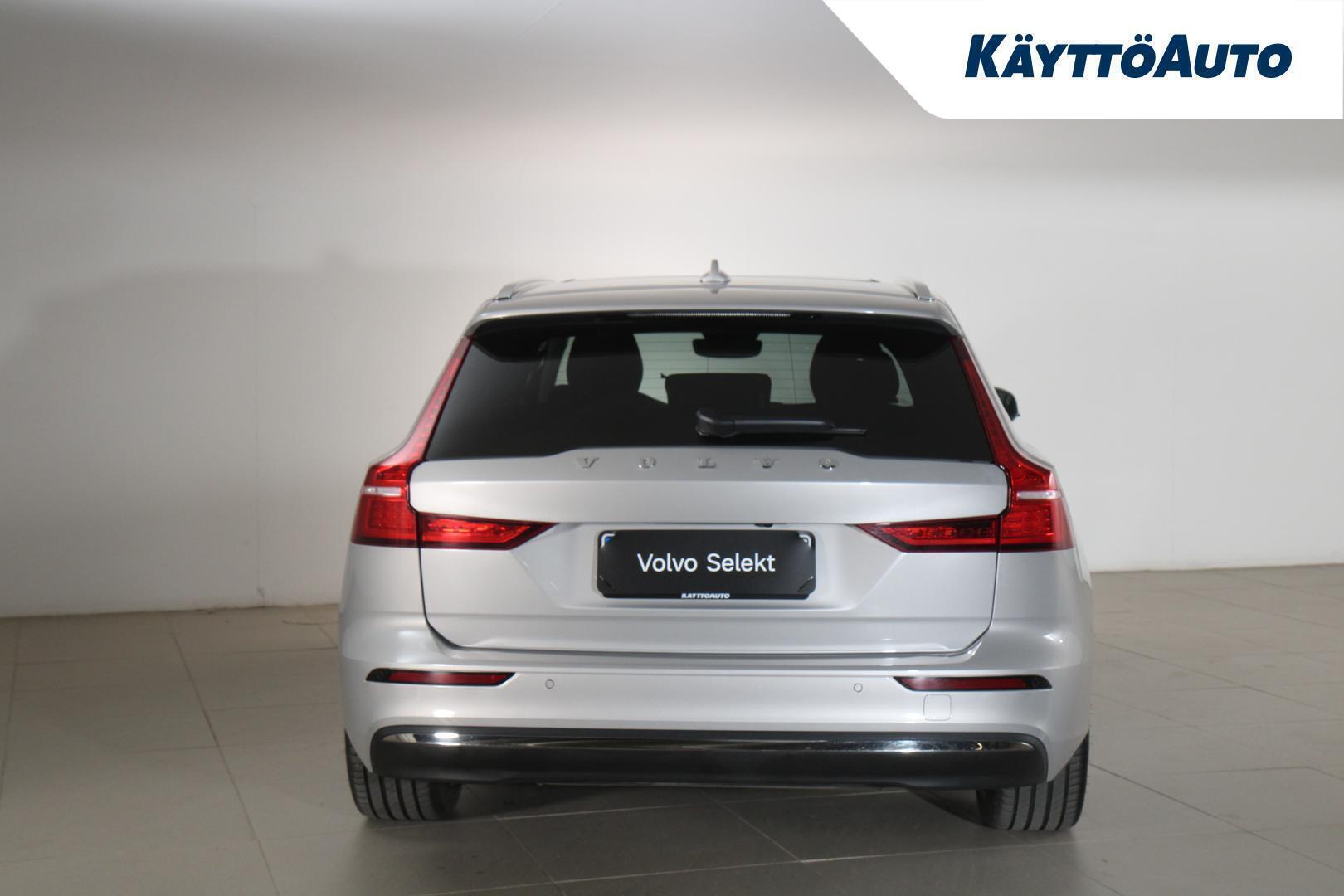 Volvo V60 2024, kuva 3/29