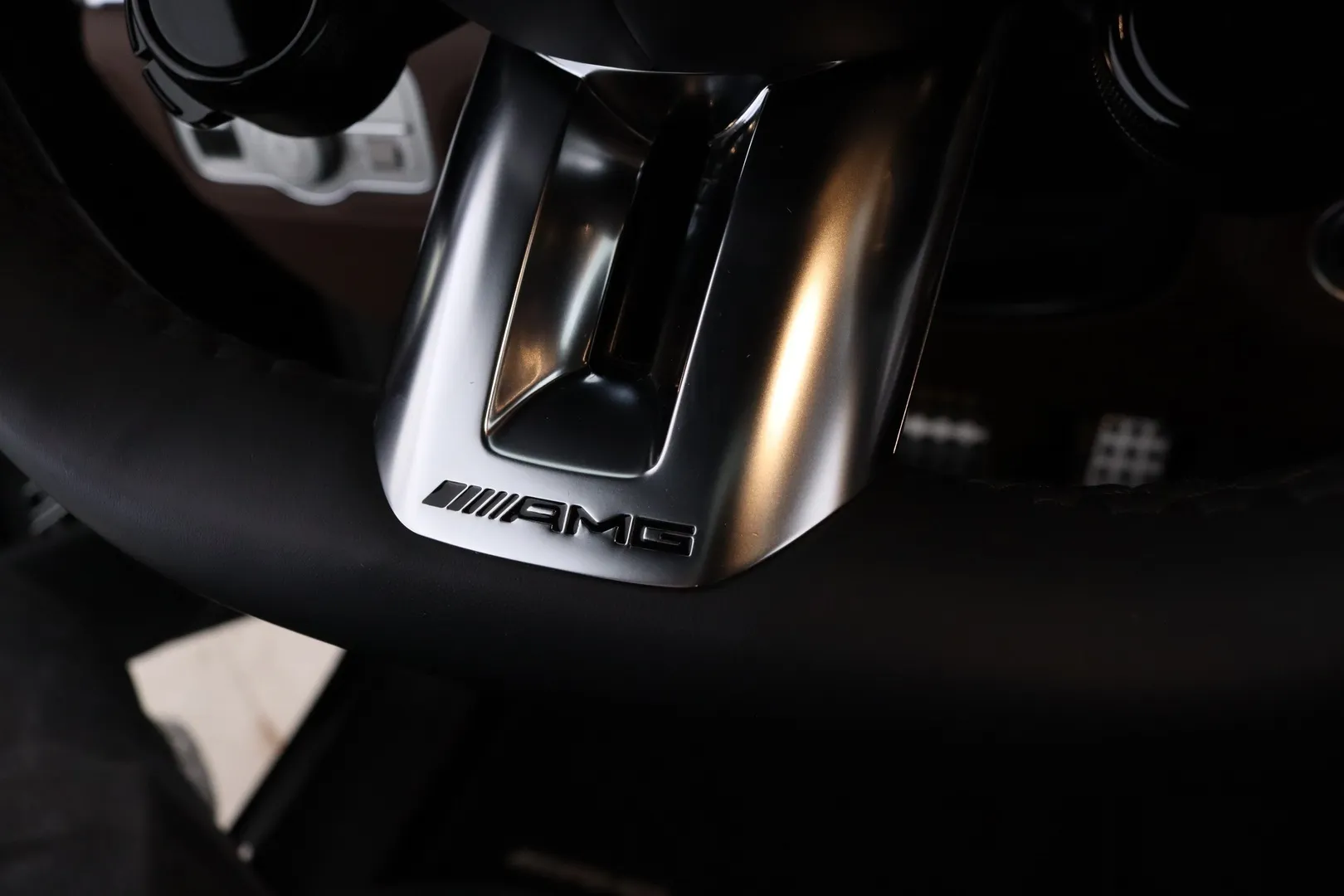 Mercedes-Benz GLE ZPH-941 carousel image