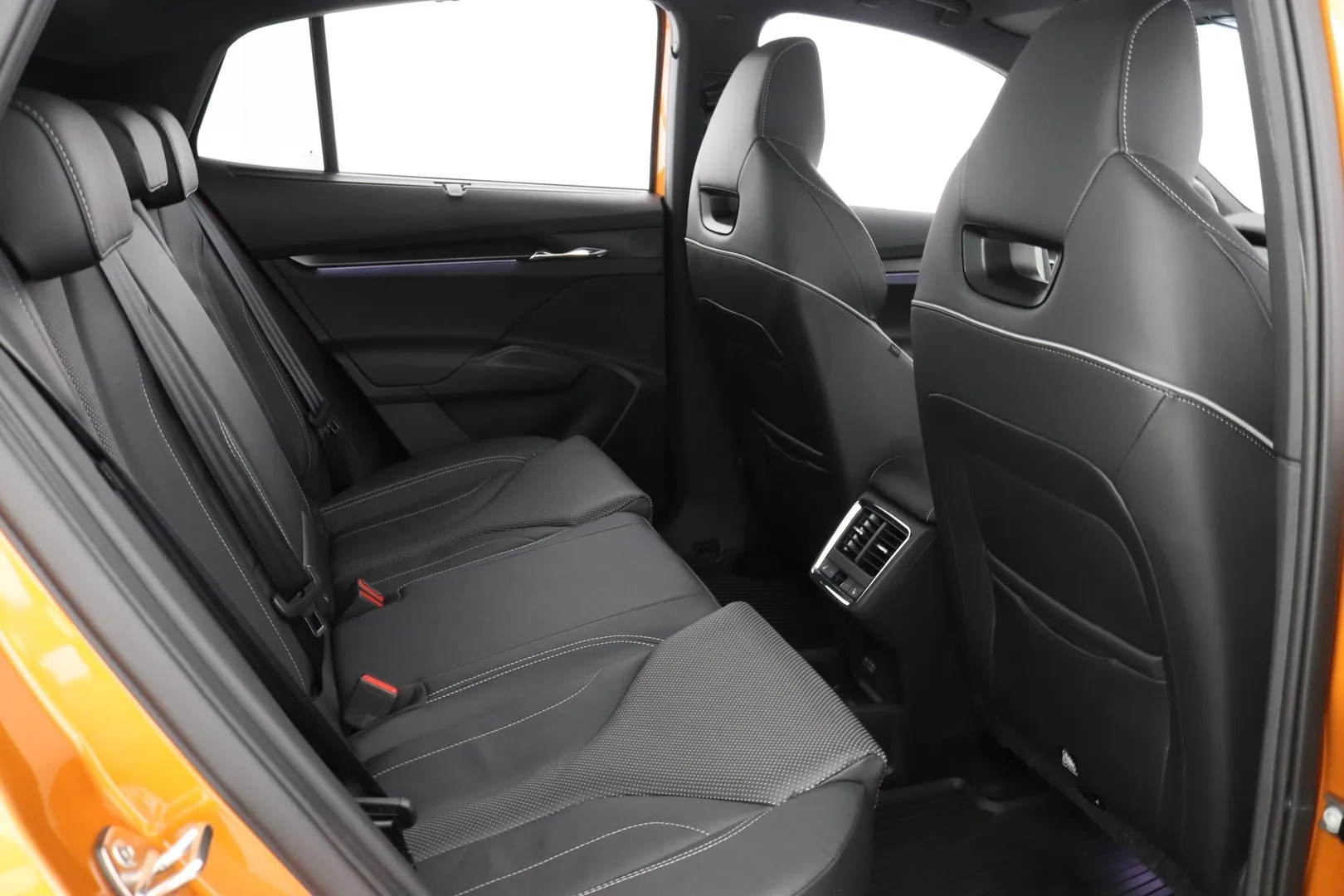 Skoda Enyaq GRB-760 carousel image