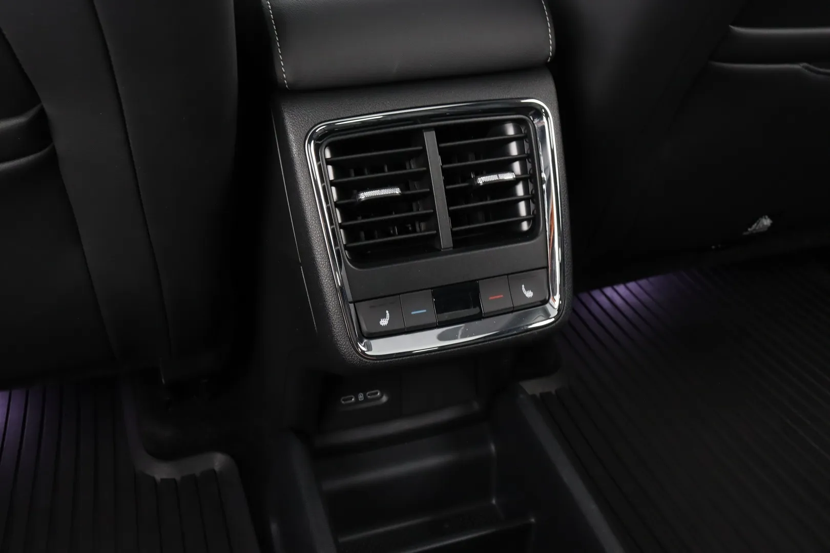 Skoda Enyaq GRB-760 carousel image