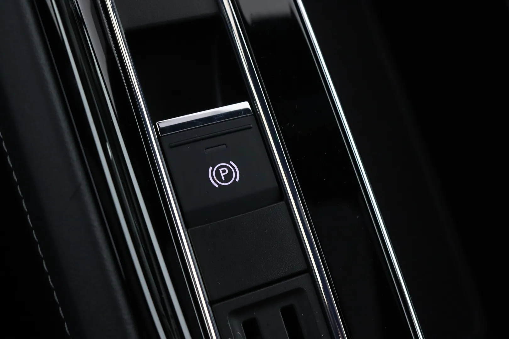 Skoda Enyaq GRB-760 carousel image