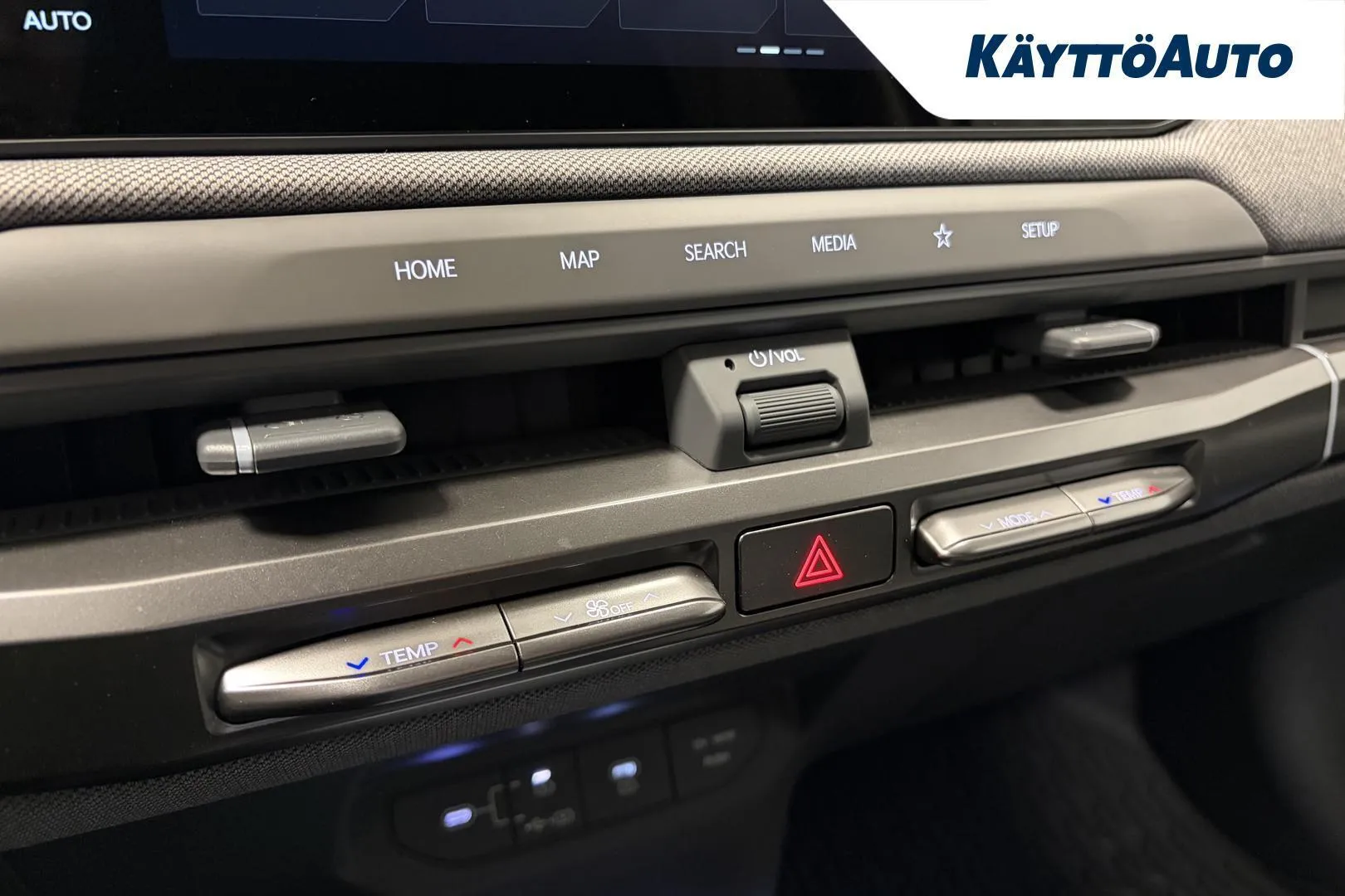 Kia EV3 GRB-437 carousel image