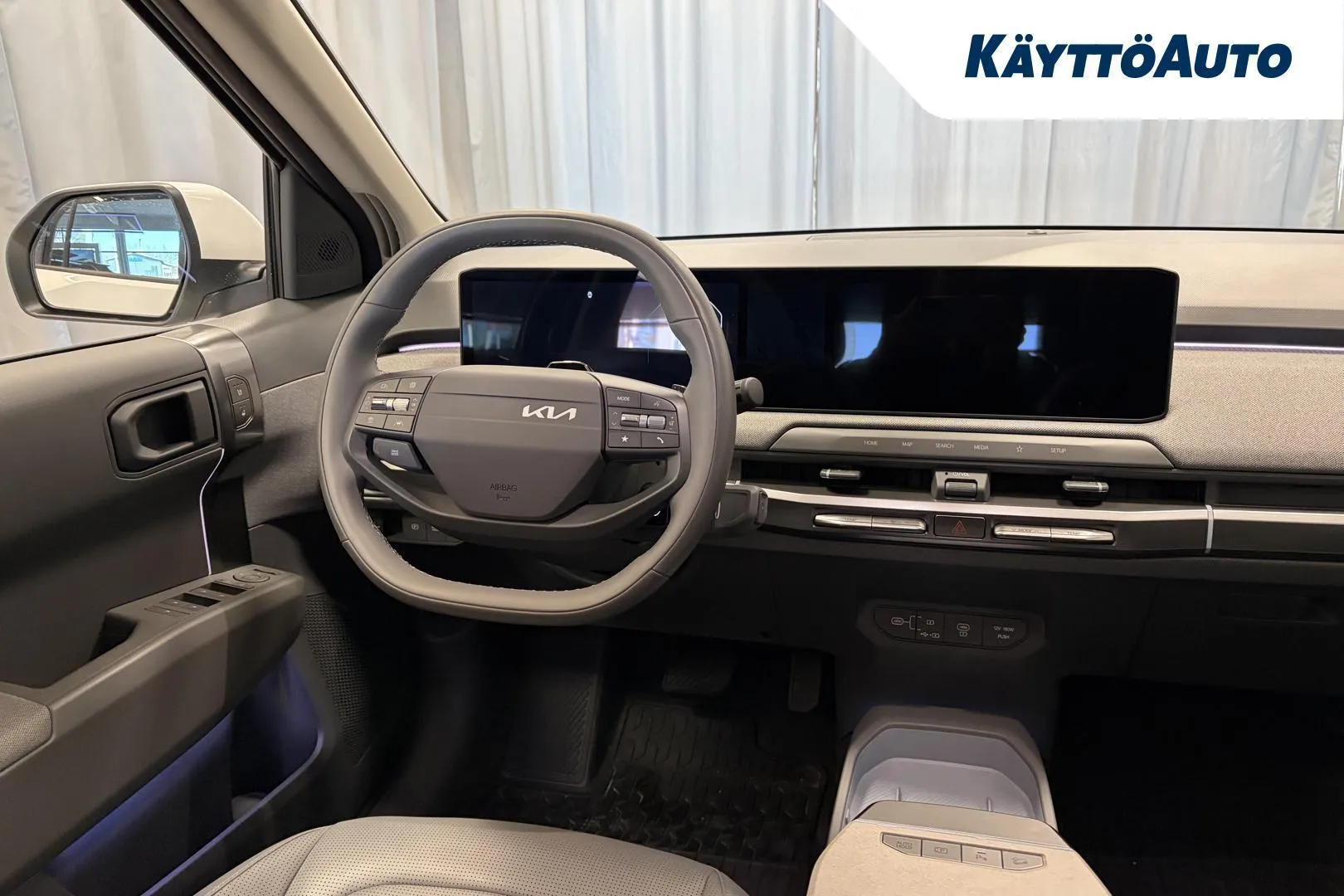 Kia EV3 GRB-437 carousel image