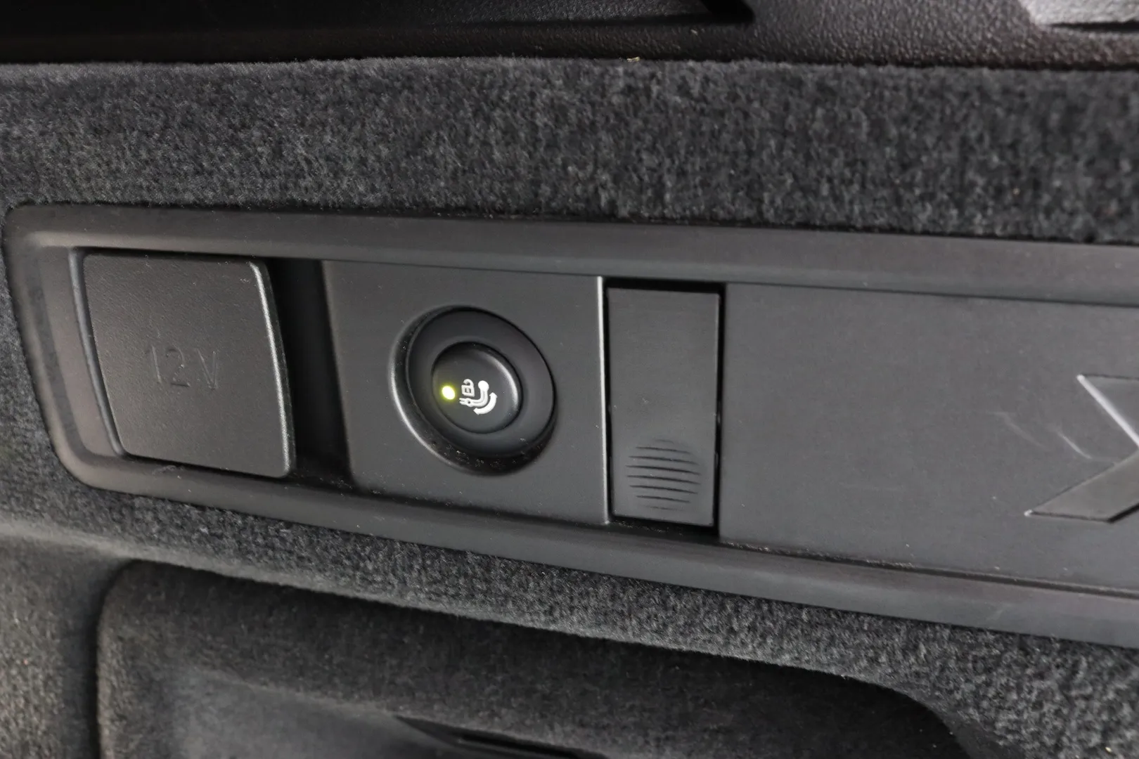 BMW X5 ISH-941 carousel image