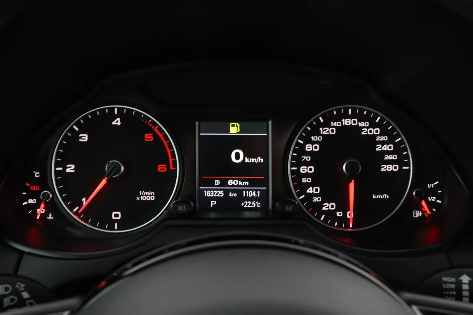 Audi Q5 RUE-689 carousel image