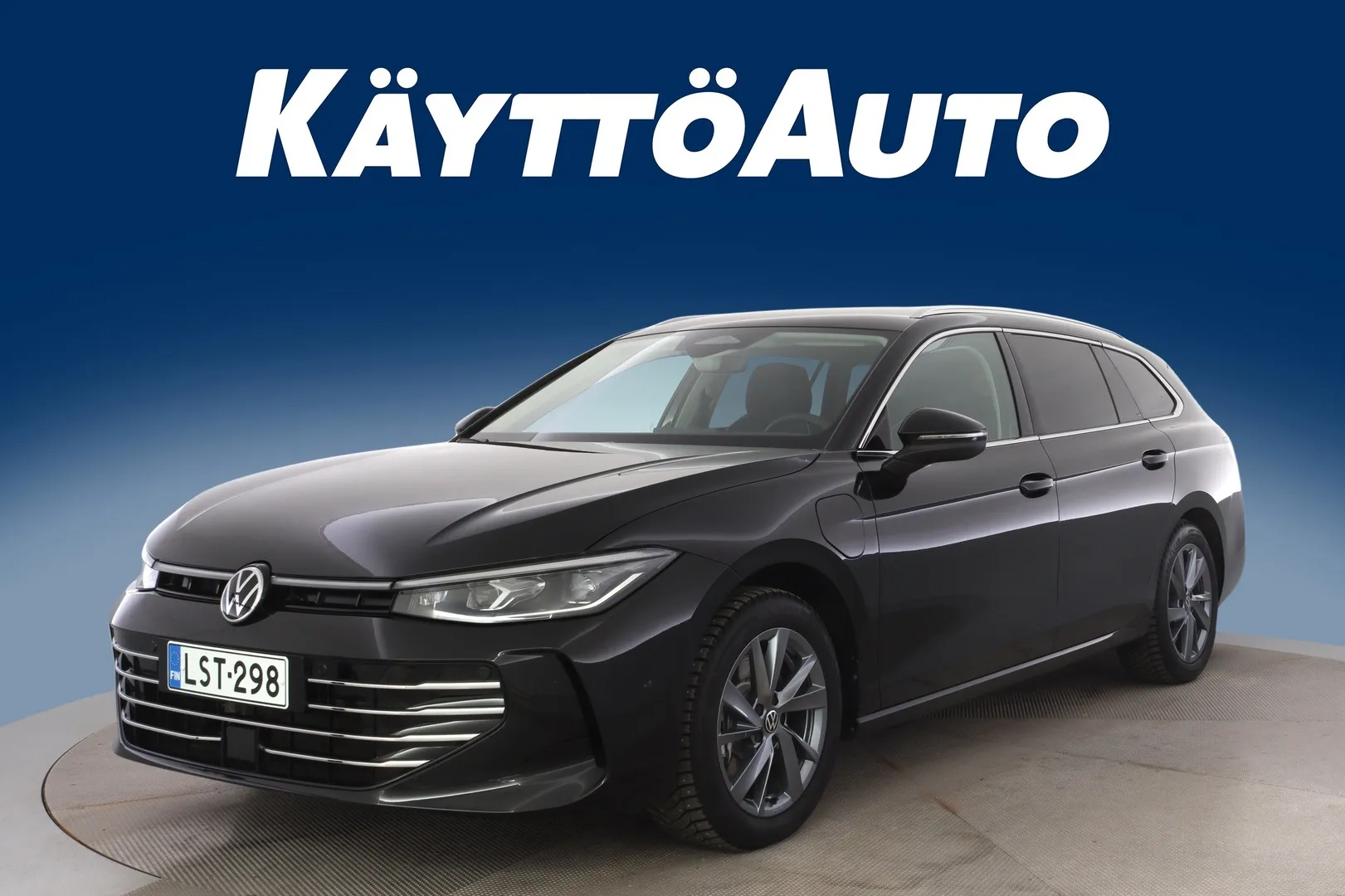 Volkswagen Passat LST-298 carousel image