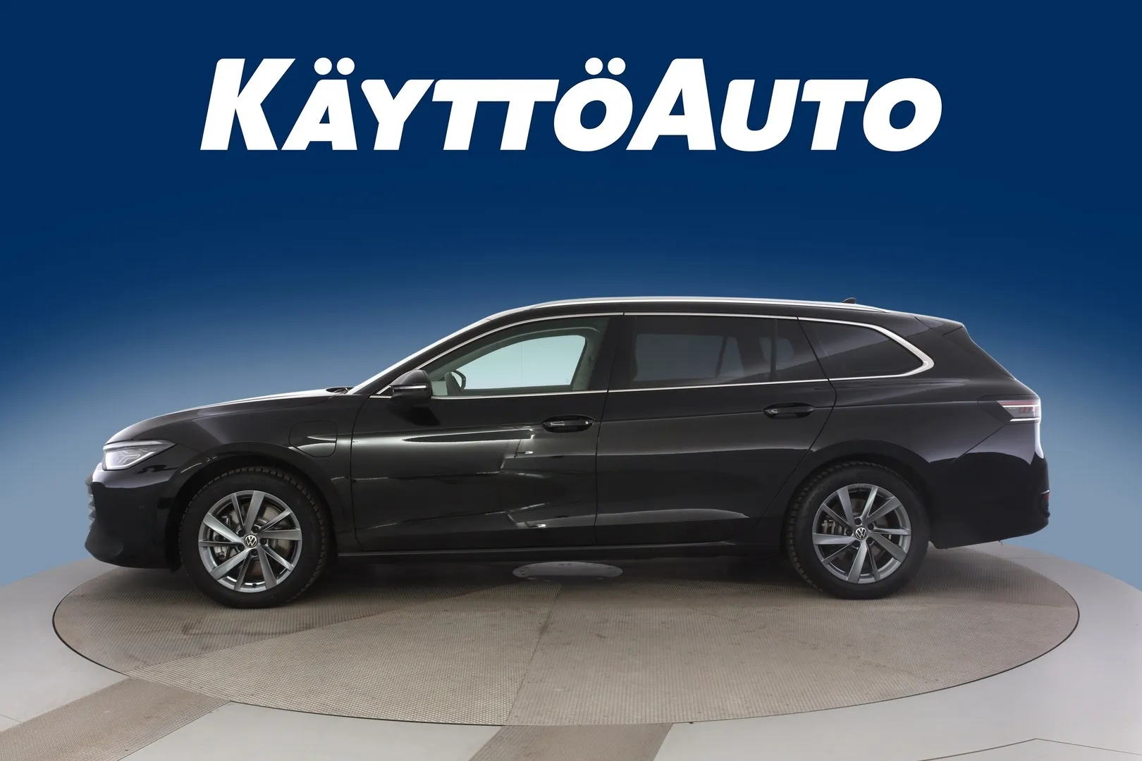 Volkswagen Passat LST-298 carousel image