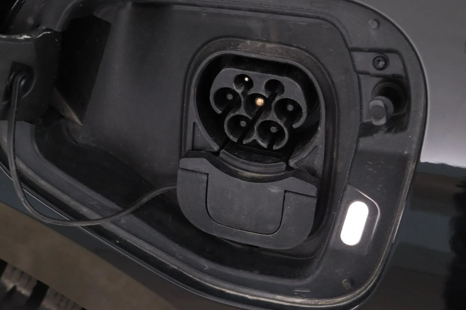 Volkswagen Passat LST-298 carousel image